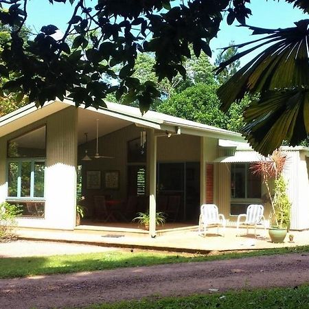 Fanpalm Creek Hideaway Villa Diwan Exterior photo